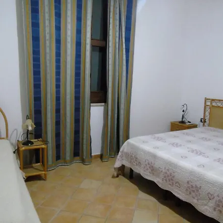 Lovely 3-bed In Noto