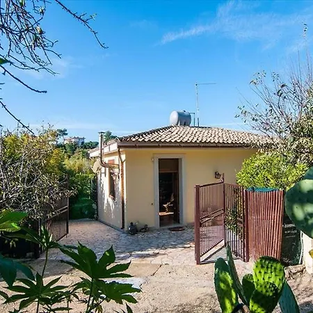 Holiday home Lovely 3-bed In