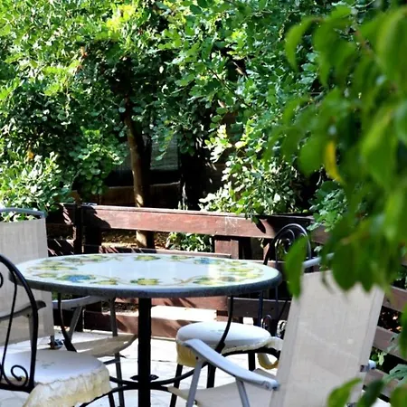 Holiday home Lovely 3-bed In Noto